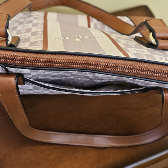 Large London Fog Tote - Picture 9 of 9